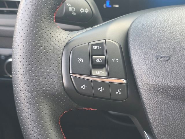 Certified 2025 Ford Escape ST-Line image 27
