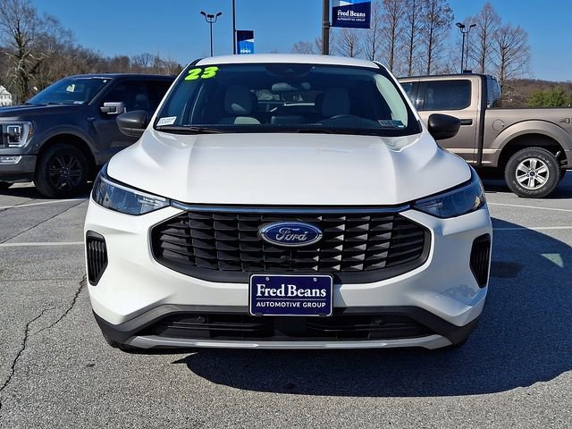 Certified 2023 Ford Escape Active AWD/4WD video 3