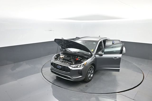 Certified 2023 Ford Escape ST-Line w/ Tech Pack #1 image 39