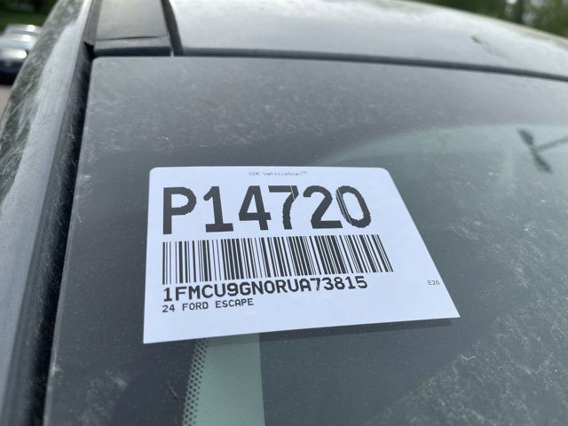 Certified 2024 Ford Escape Active AWD/4WD image 3