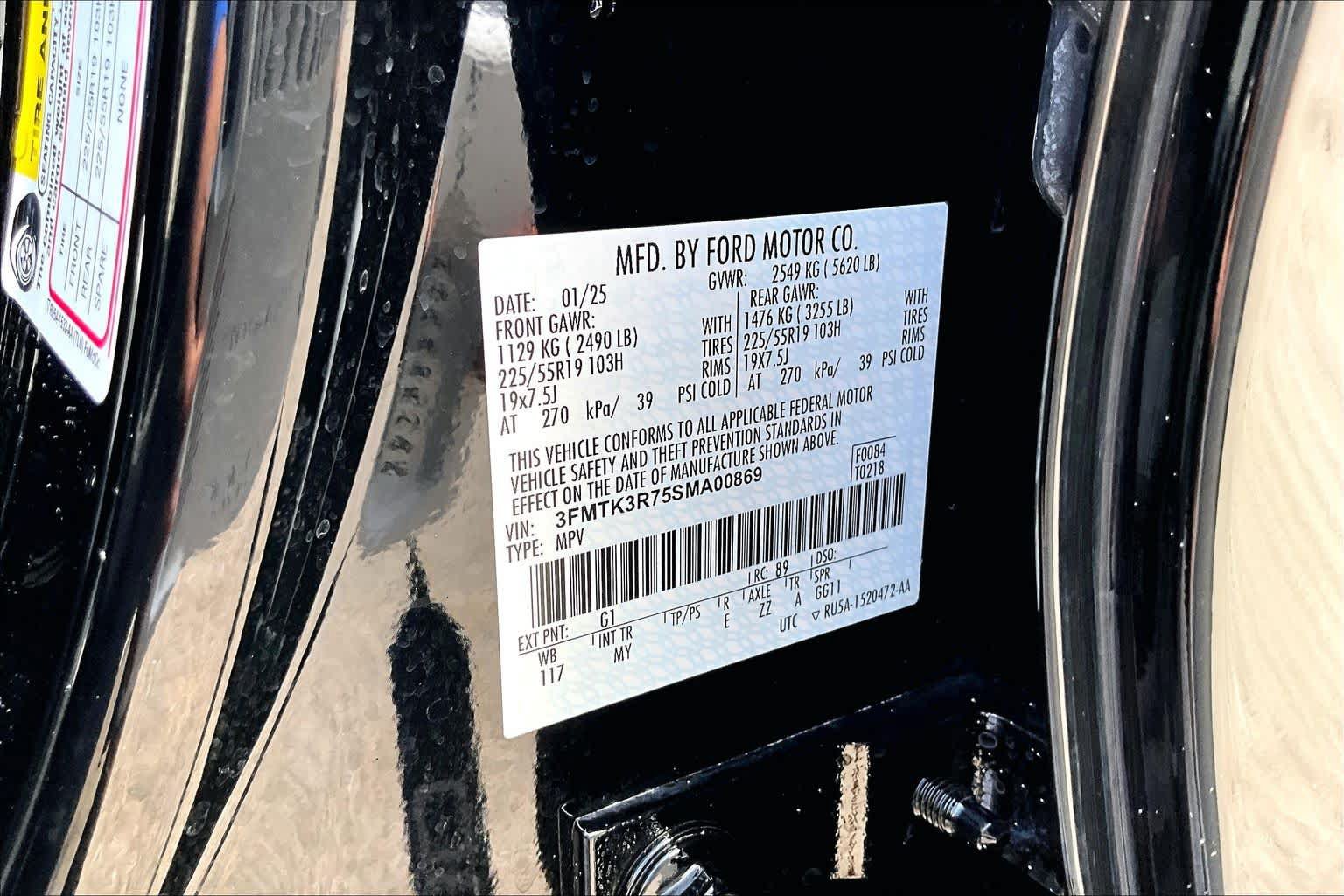 Certified 2025 Ford Mustang Mach-E Premium RWD image 33
