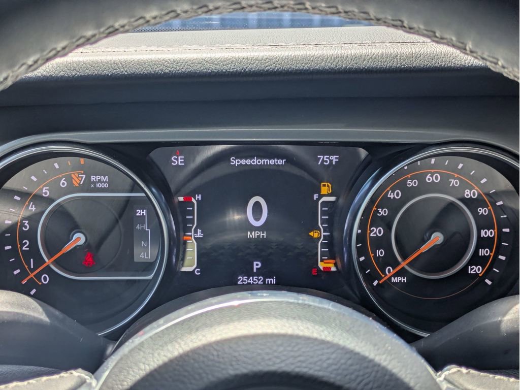 Used 2023 Jeep Gladiator Overland AWD/4WD image 15