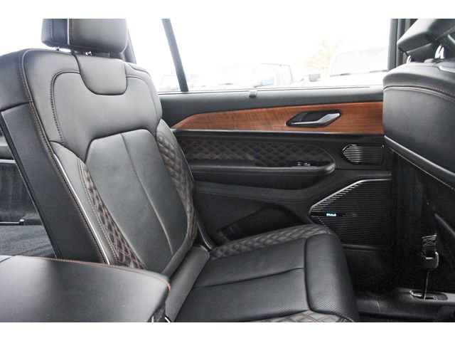 Used 2021 Jeep Grand Cherokee L Summit image 10
