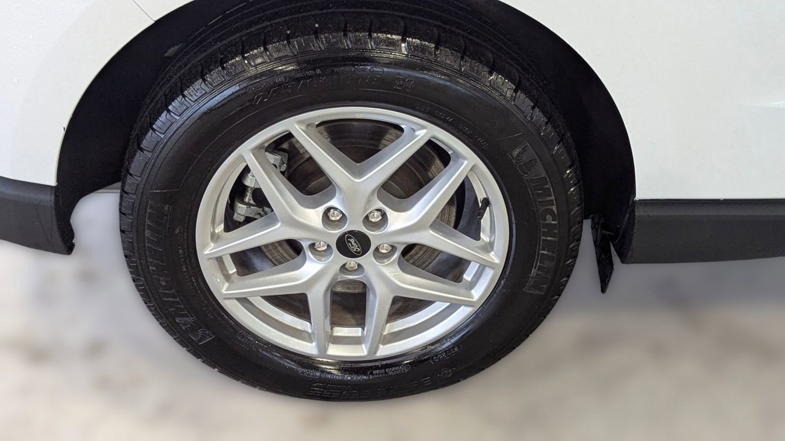 Certified 2024 Ford Edge SEL image 12