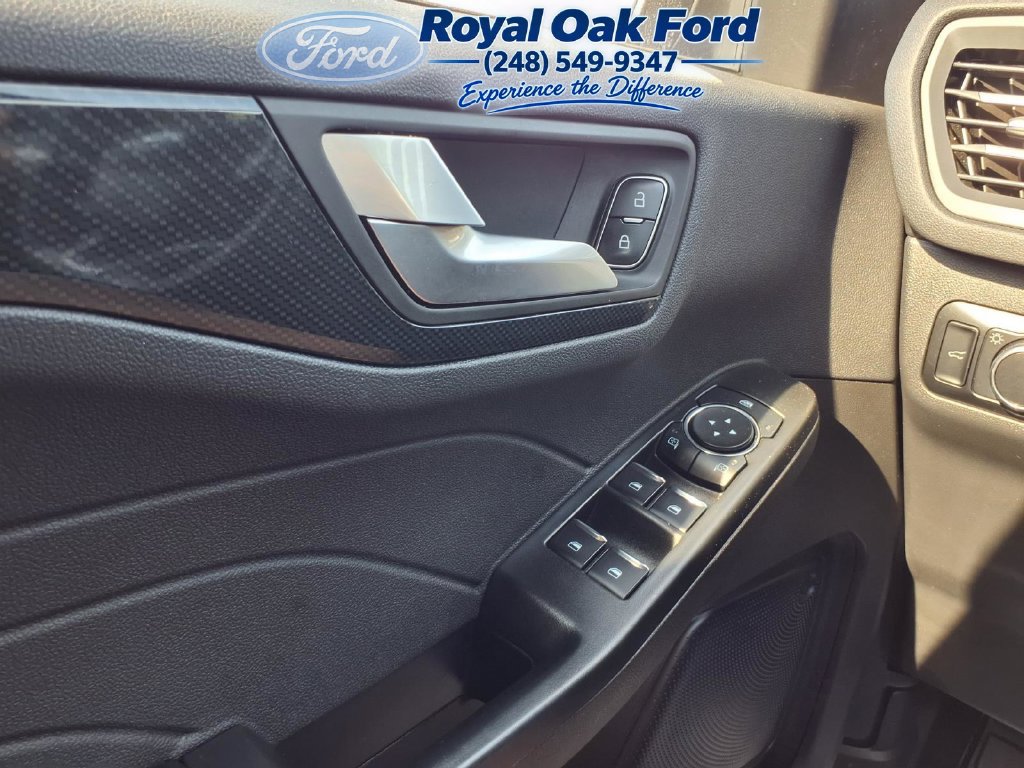 Certified 2024 Ford Escape ST-Line w/ Tech Pack #1 AWD/4WD image 24