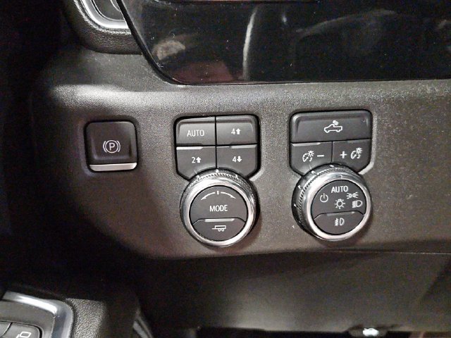 Used 2024 GMC Sierra 1500 Elevation w/ LPO, Elevation Black Package AWD/4WD image 35