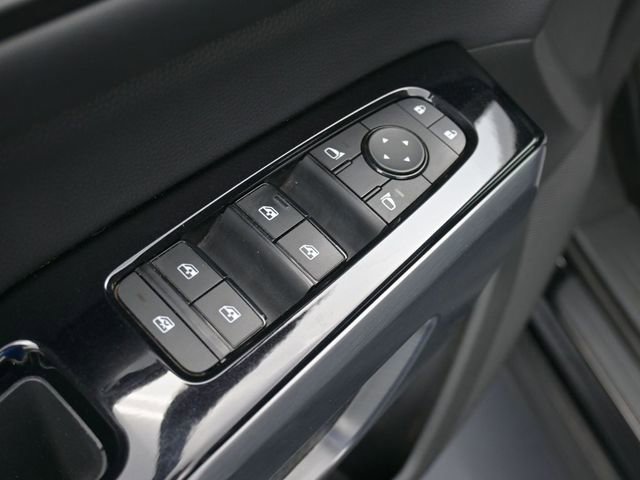 Used 2022 Nissan Pathfinder SL image 14