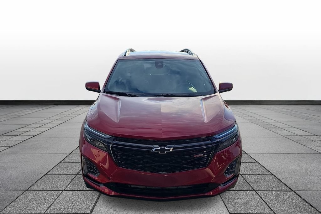Used 2024 Chevrolet Equinox RS w/ RS Leather Package FWD image 2