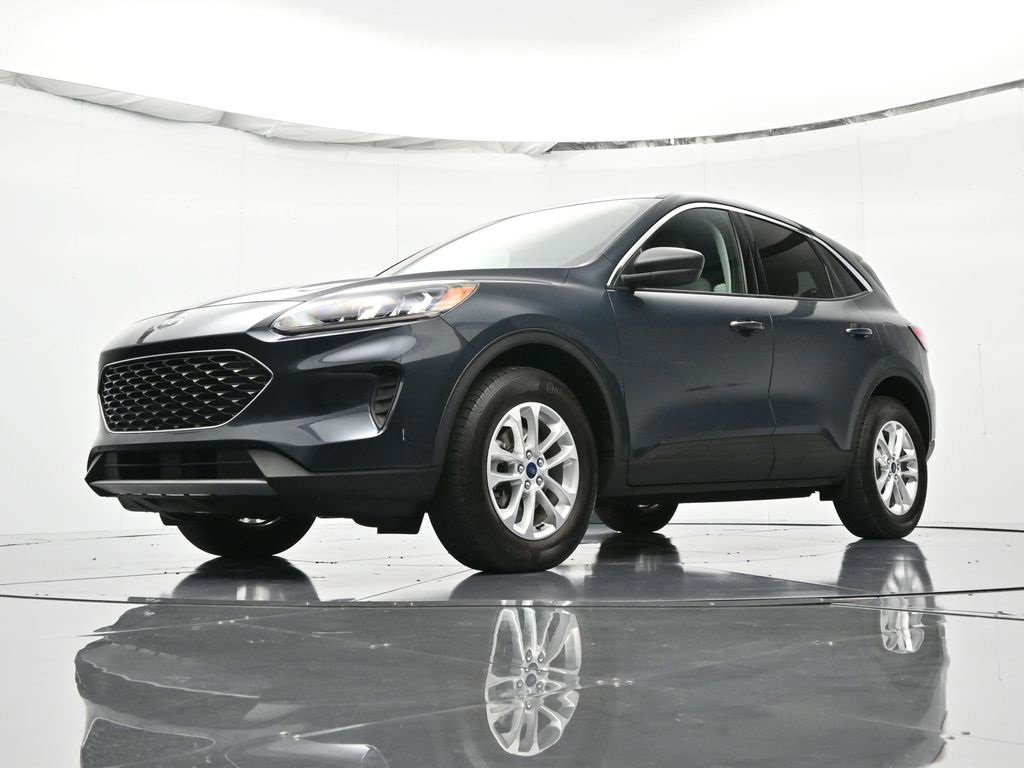 Certified 2022 Ford Escape SE w/ Convenience Package image 3