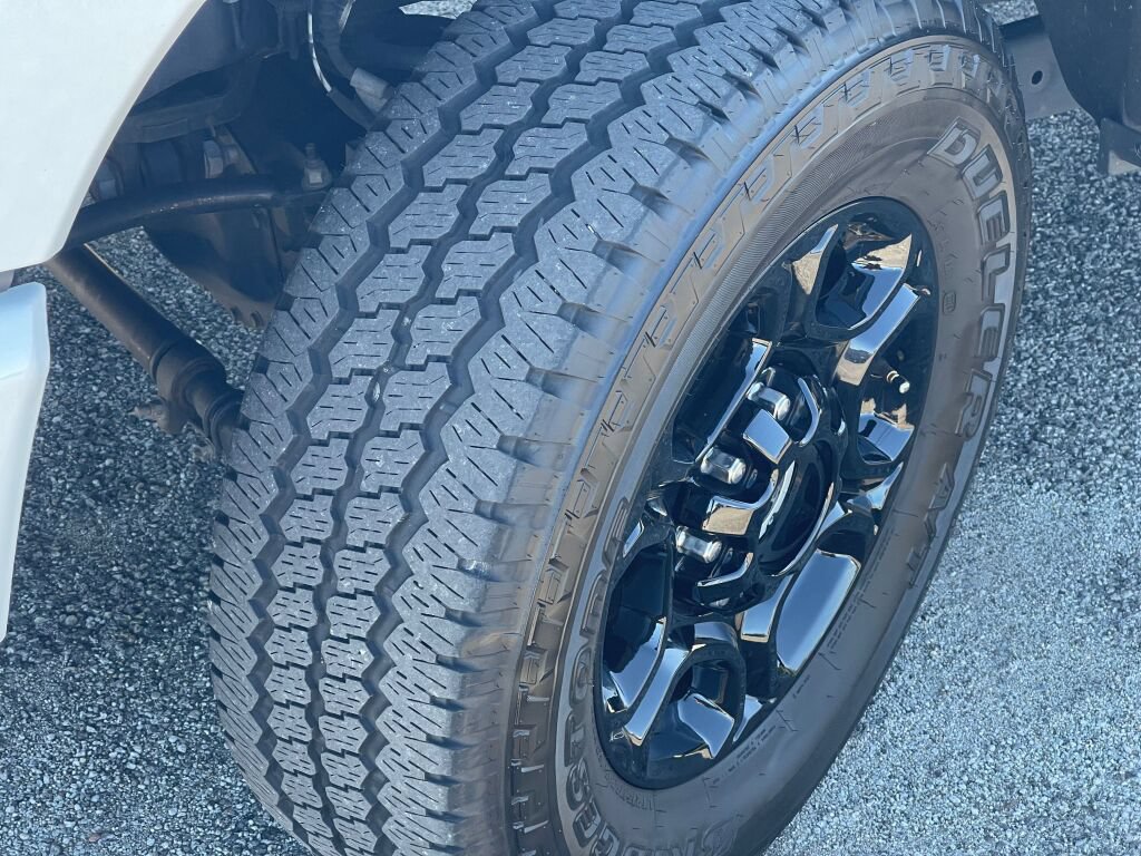 Certified 2024 Ford F250 XL w/ STX Appearance Package AWD/4WD image 32