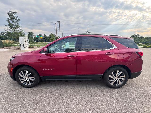 Used 2023 Chevrolet Equinox Premier AWD/4WD image 5