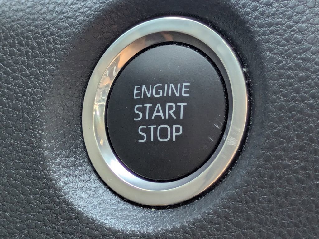 Used 2022 Toyota Corolla XSE FWD image 27