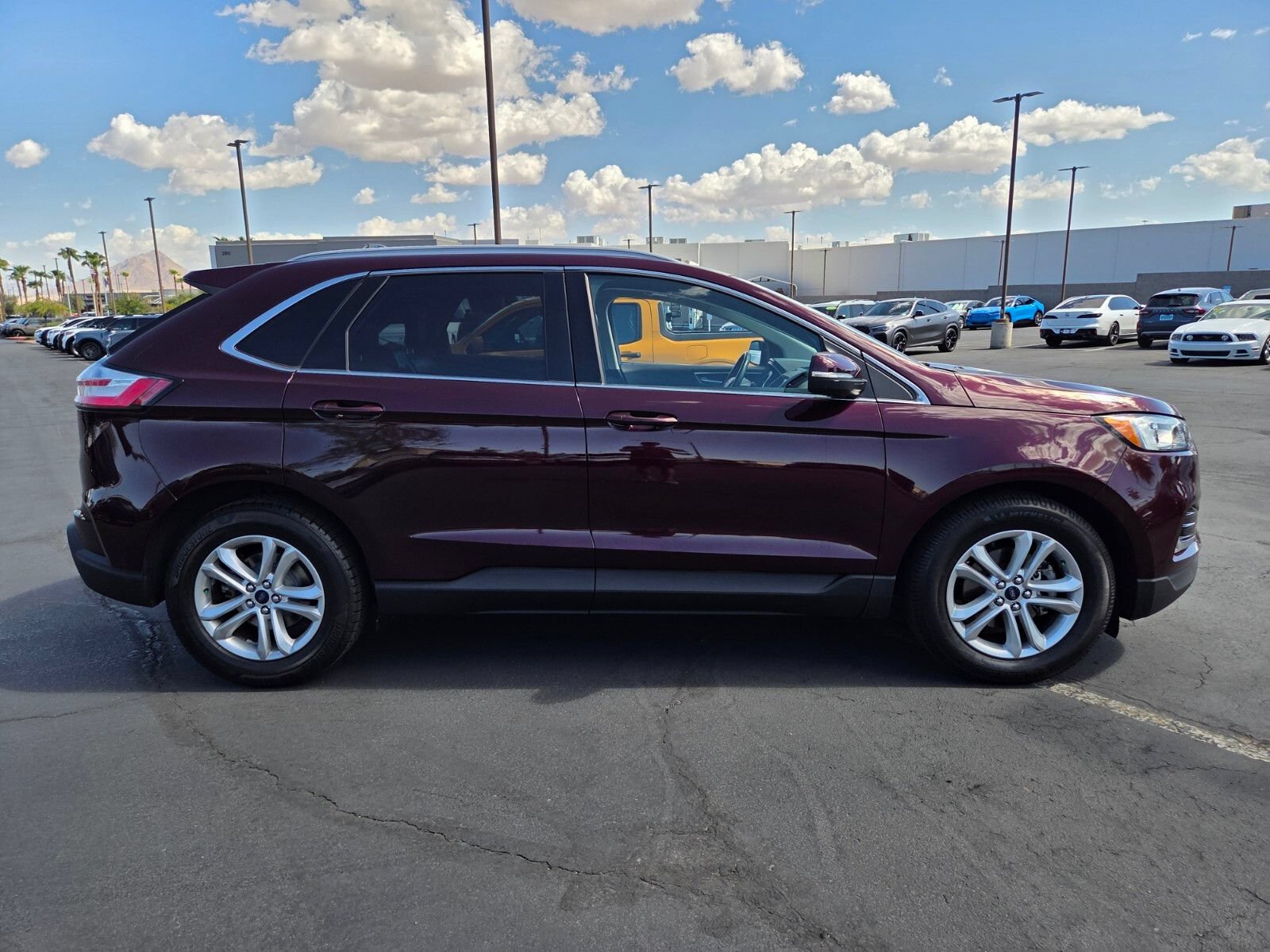 Certified 2020 Ford Edge SEL FWD image 7