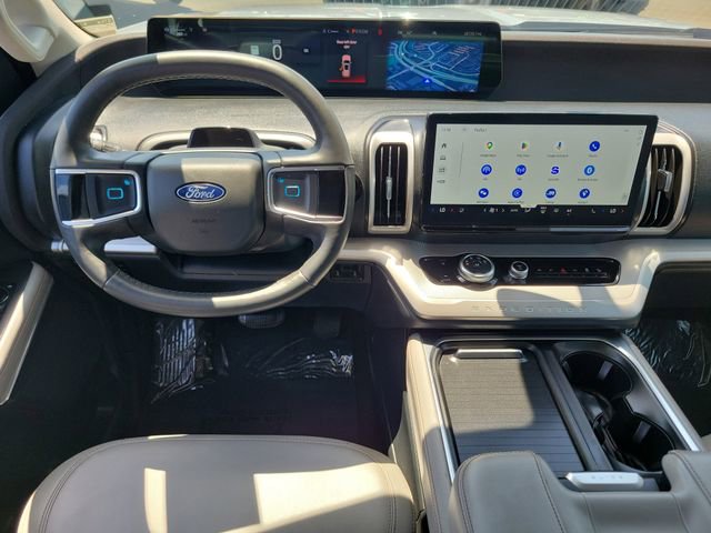 Certified 2025 Ford Expedition Max Active AWD/4WD image 4