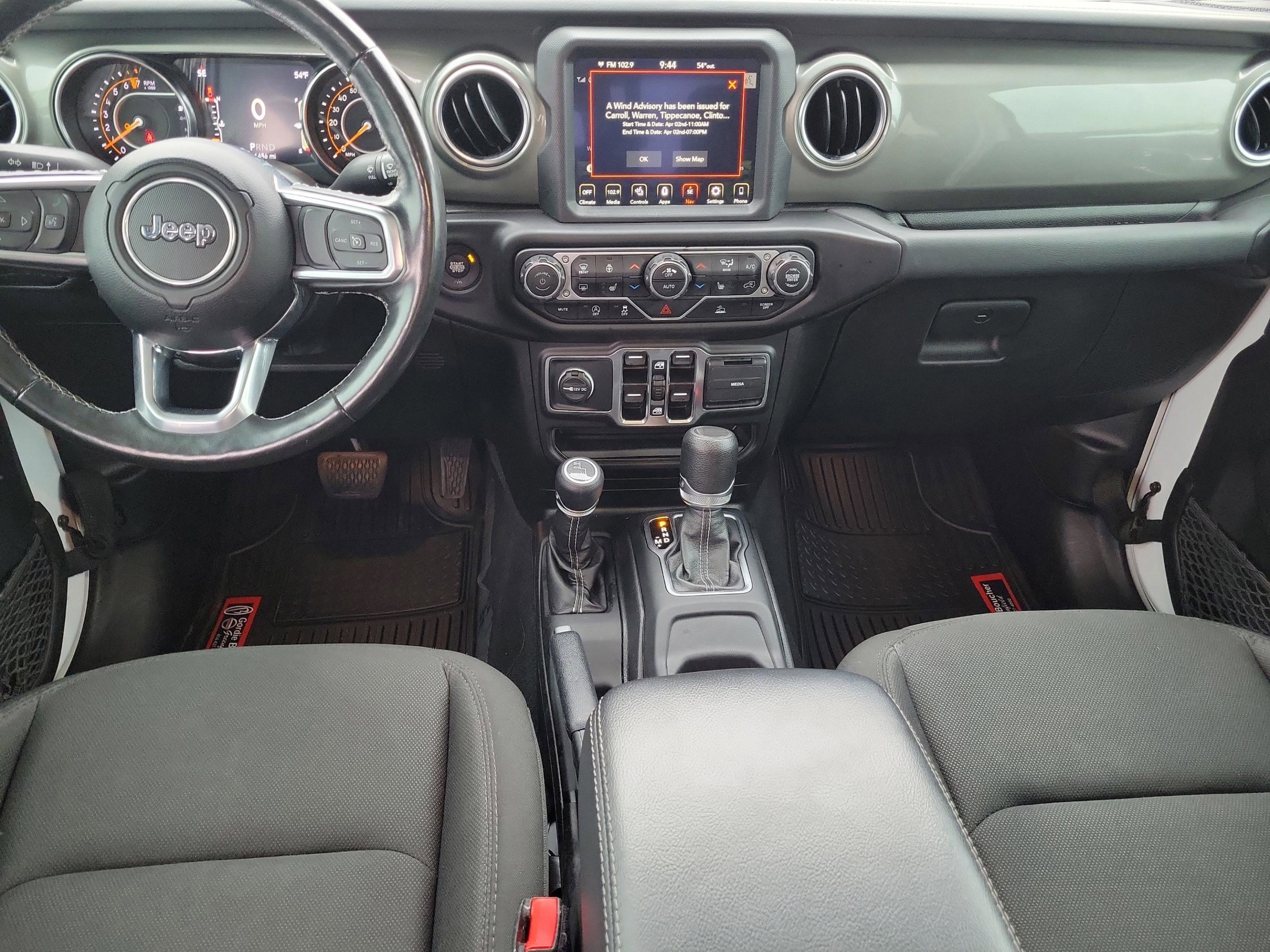 Used 2022 Jeep Gladiator Overland w/ Cold Weather Group image 19