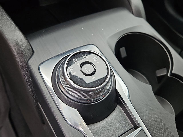 Certified 2025 Ford Escape ST-Line w/ Tech Pack #1 AWD/4WD image 17