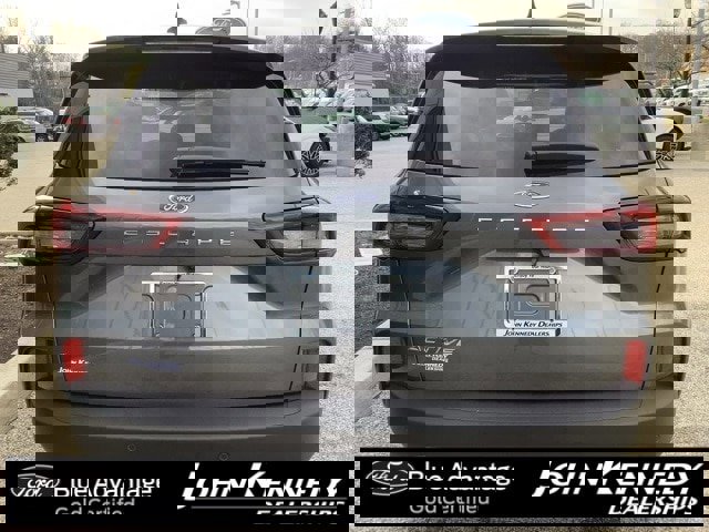 Certified 2025 Ford Escape Active w/ Cold Weather Package image 5