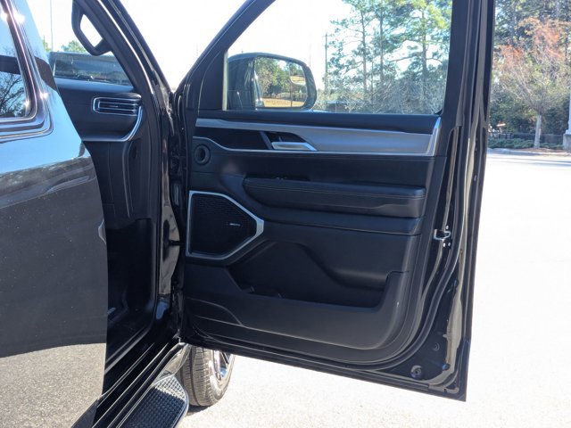 Used 2024 Jeep Wagoneer Series II image 36