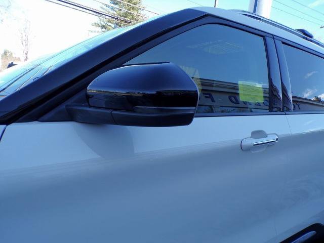 Certified 2023 Ford Explorer Limited w/ Limited Technology Package image 6