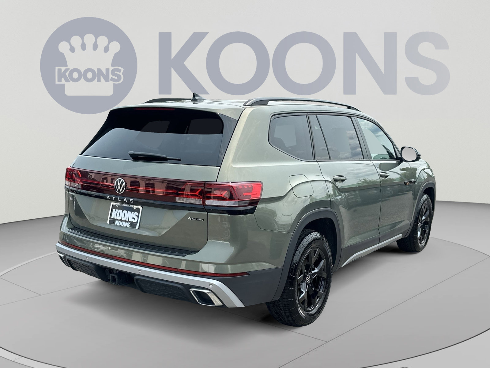 Used 2025 Volkswagen Atlas Peak Edition SE AWD/4WD image 16