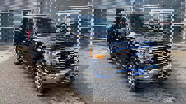 Certified 2022 Ford F150 XLT w/ Equipment Group 302A High image 4