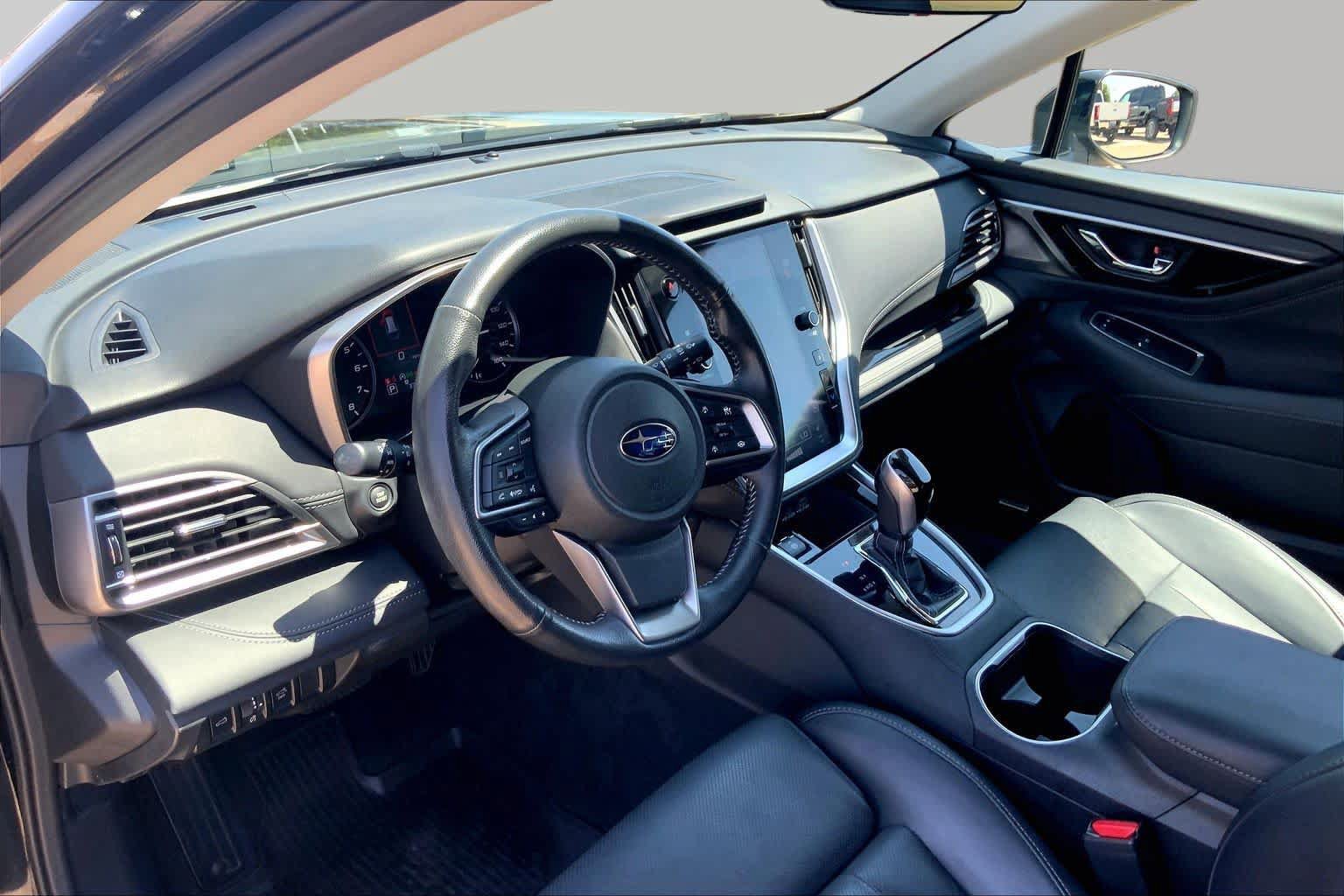 Used 2023 Subaru Outback Limited AWD/4WD image 18