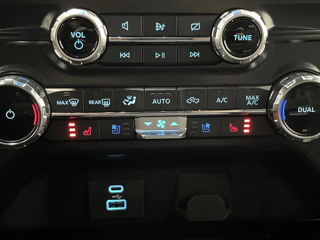 Certified 2022 Ford F150 Lariat w/ Equipment Group 501A Mid image 13