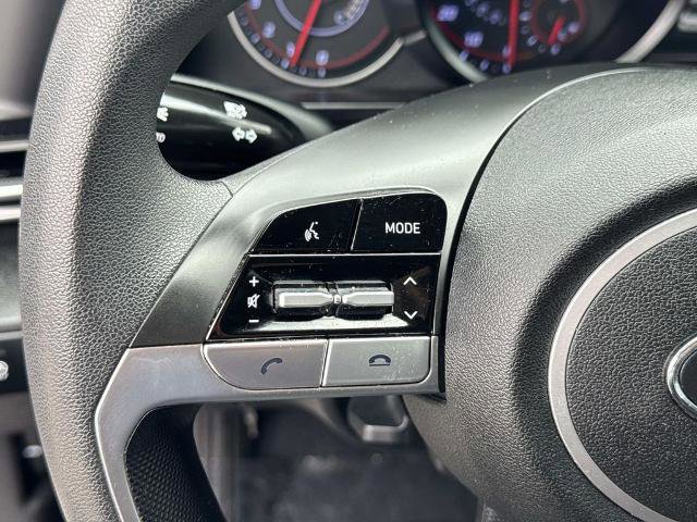 Used 2021 Hyundai Elantra SE FWD image 10