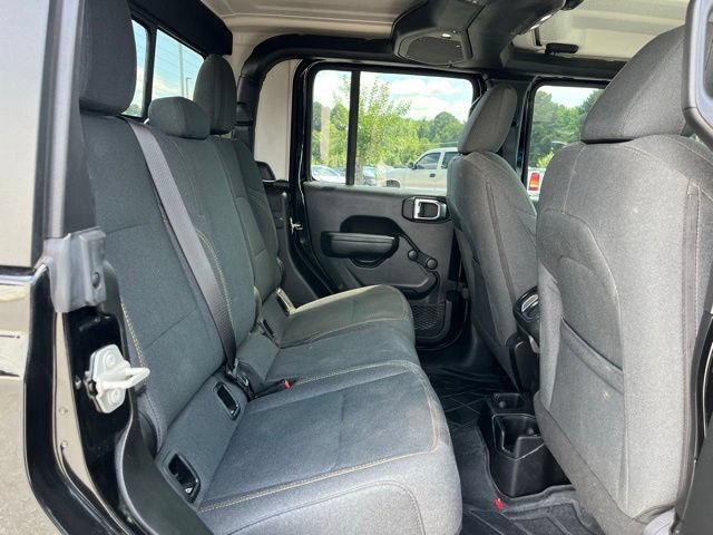Used 2024 Jeep Gladiator Sport AWD/4WD image 9