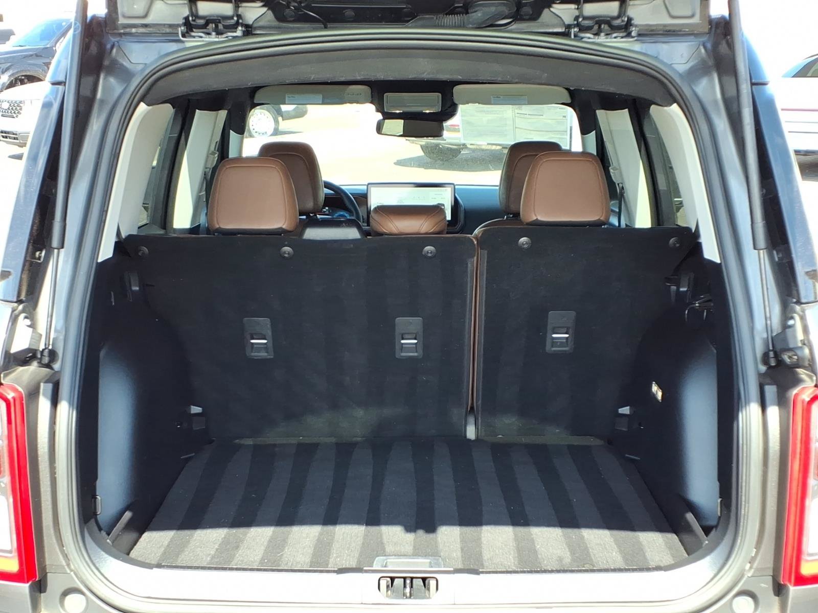 Certified 2025 Ford Bronco Sport Outer Banks w/ Outer Banks Tech Package+ AWD/4WD image 16
