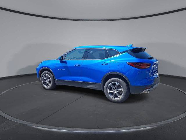 Used 2025 Chevrolet Blazer LT AWD/4WD image 6