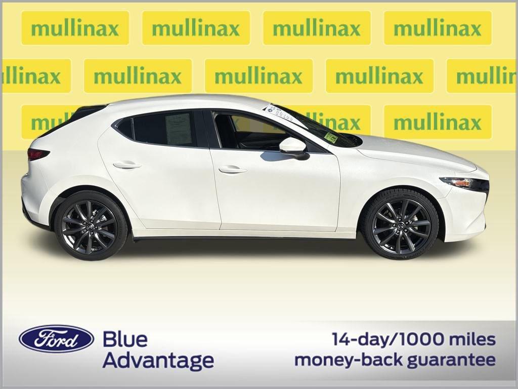 Used 2019 MAZDA MAZDA3 Base image 2