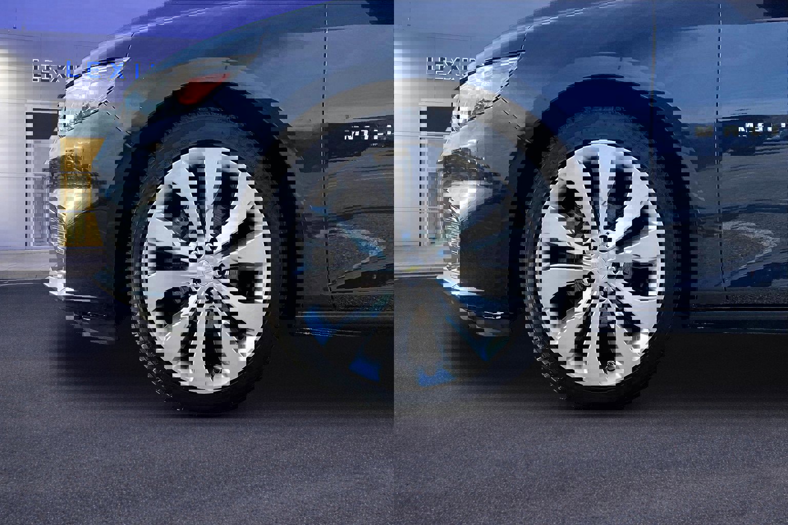 Used 2017 Chevrolet Malibu LS image 35