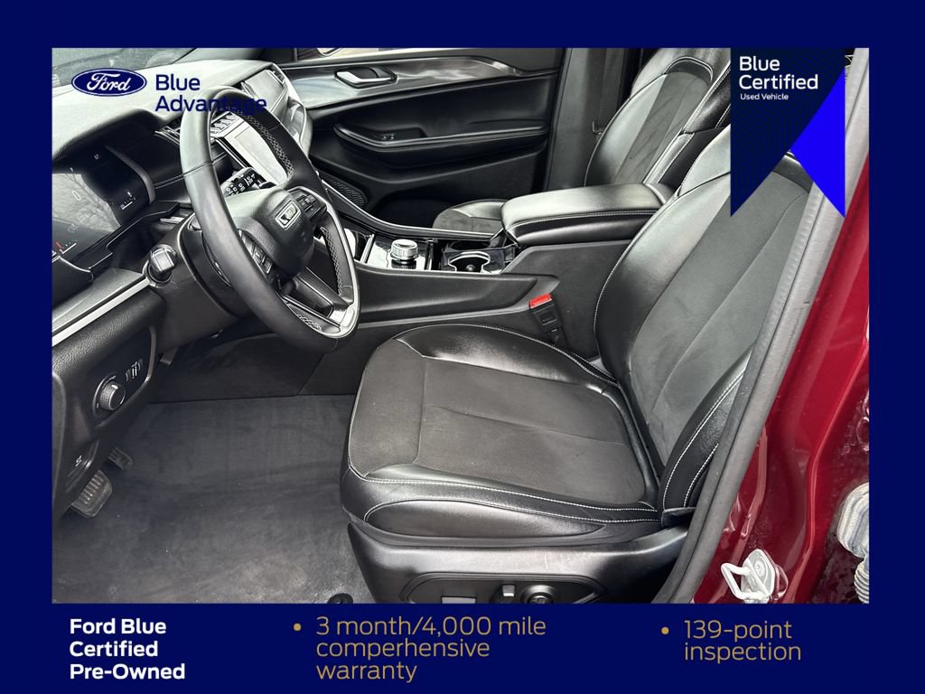 Used 2023 Jeep Grand Cherokee Altitude AWD/4WD image 12