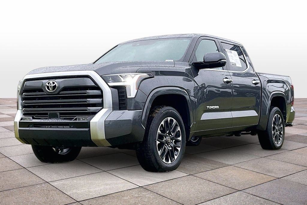 Used 2026 Toyota Tundra Limited AWD/4WD image 12