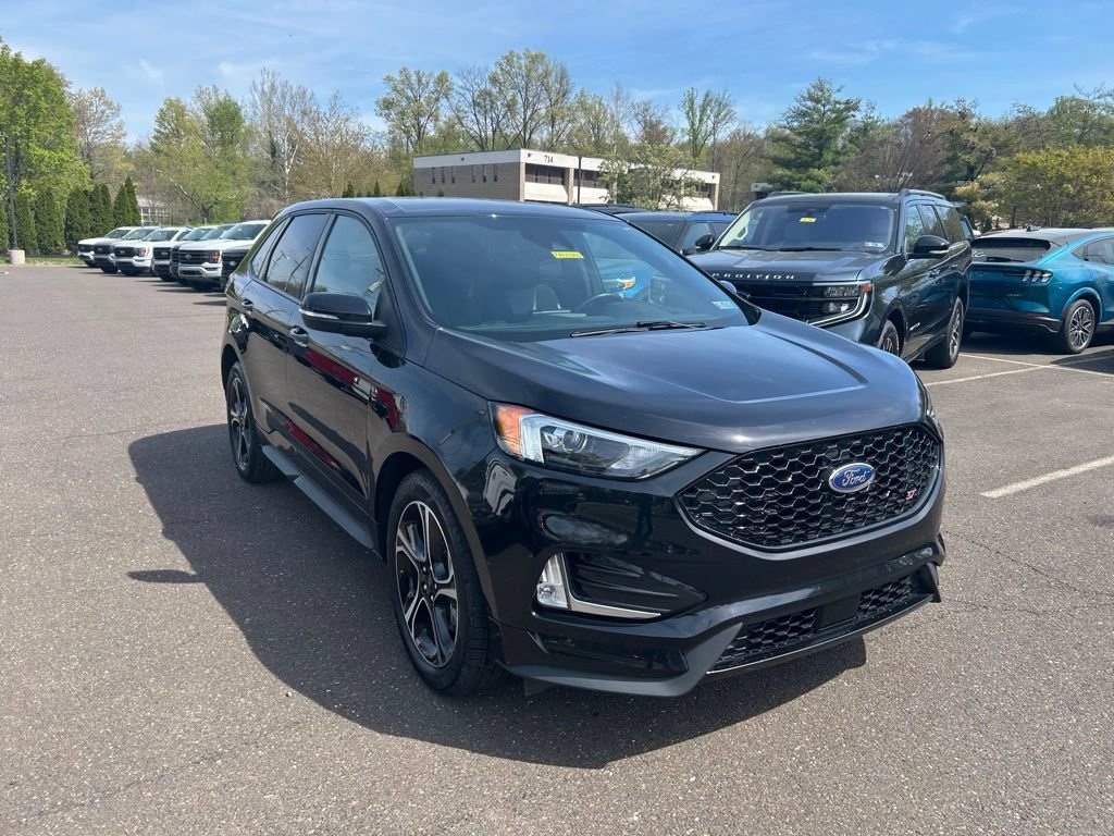 Certified 2022 Ford Edge ST AWD/4WD image 3