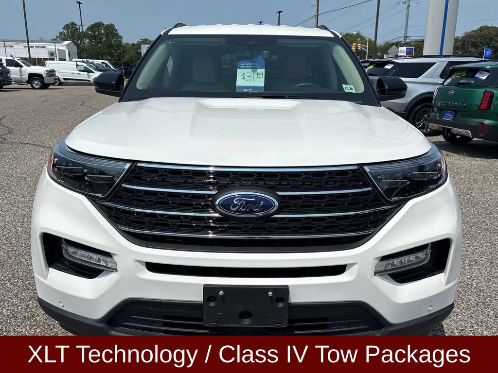 Certified 2023 Ford Explorer XLT w/ Equipment Group 202A AWD/4WD image 2