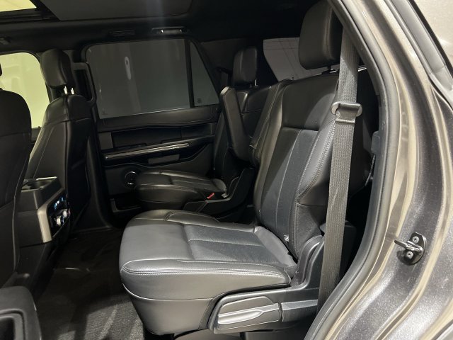 Certified 2020 Ford Expedition XLT w/ Equipment Group 202A AWD/4WD image 24