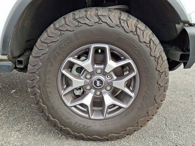 Certified 2023 Ford Bronco Badlands AWD/4WD image 8