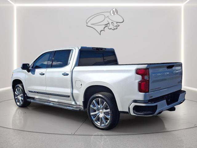 Used 2023 Chevrolet Silverado 1500 High Country w/ Technology Package image 3