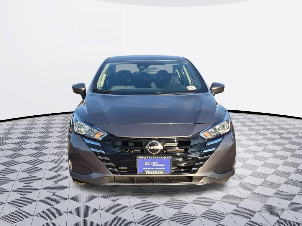 Used 2024 Nissan Versa SV w/ Trunk Package FWD image 9