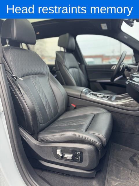 Used 2024 BMW X7 M60i w/ Executive Package AWD/4WD image 29