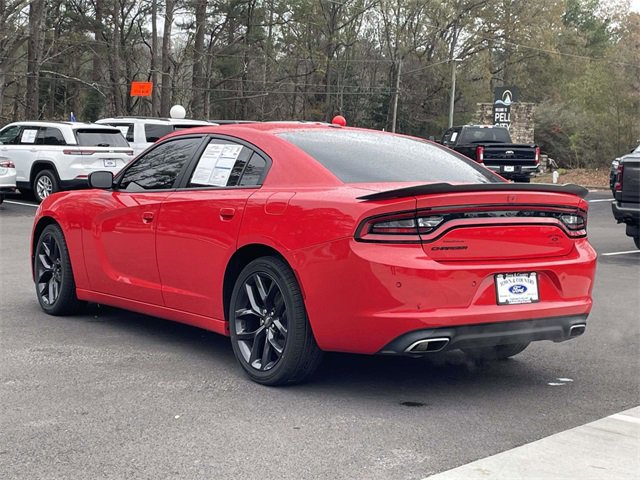 Used 2022 Dodge Charger SXT w/ Blacktop Package image 3