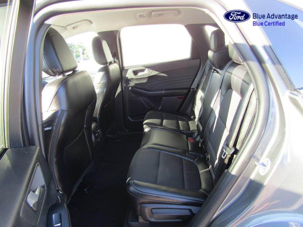 Certified 2026 Ford Escape SE w/ Class II Trailer Tow Package FWD image 26