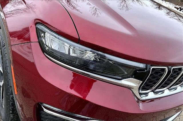 Used 2024 Jeep Grand Cherokee Limited image 28