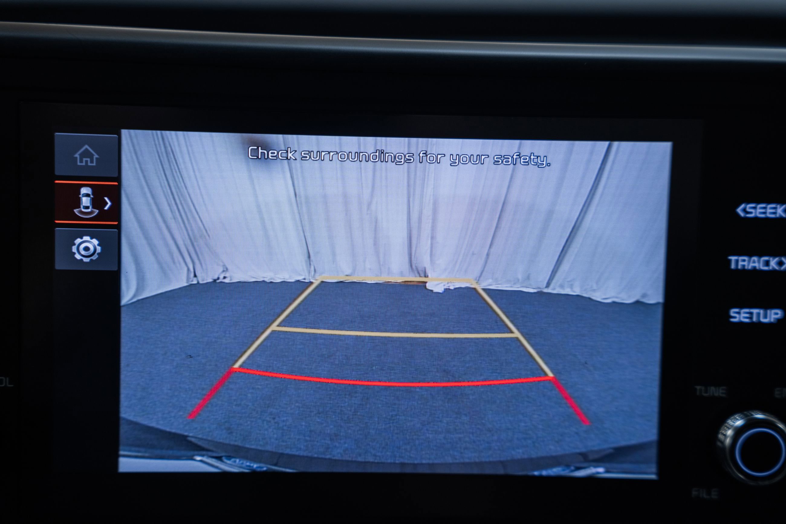 Used 2024 Kia Carnival LX image 41