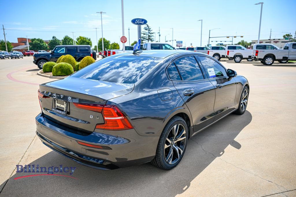 Used 2023 Volvo S60 B5 Core AWD/4WD image 7