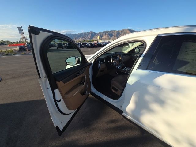 Used 2023 Jaguar F-PACE S AWD/4WD image 12