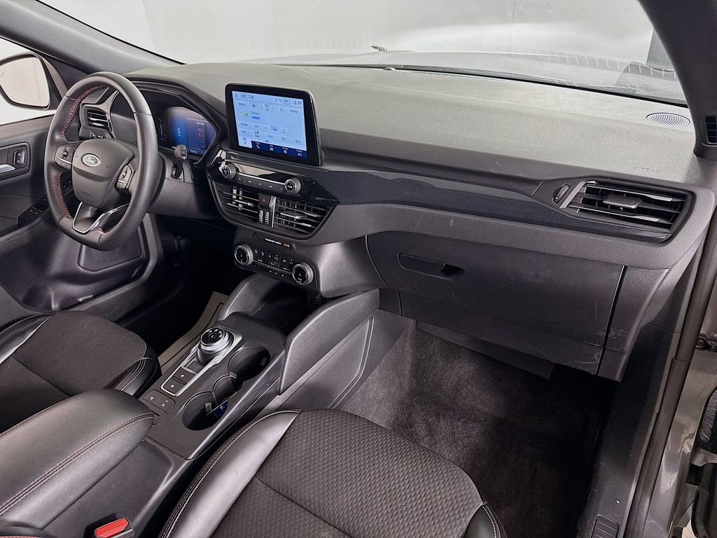 Certified 2024 Ford Escape ST-Line w/ Cold Weather Package image 16