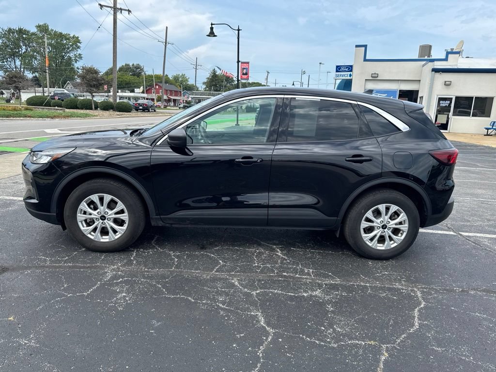 Certified 2024 Ford Escape Active AWD/4WD image 7